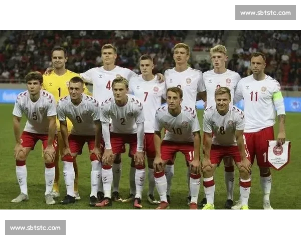 足球赛制解析：联赛与杯赛的规则与竞争模式对比 - 副本 (4)